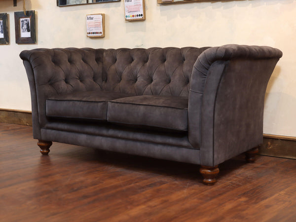 Darcy Snug 2 Seat Chesterfield Sofa In Black Cat Vintage Velvet (Display Model)