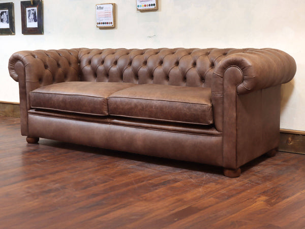 Hector 3 Seat Chesterfield Sofa In Hickory Vintage Leather (Display Model)
