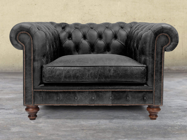 Arthur Chesterfield Snuggler In Black Vintage Leather