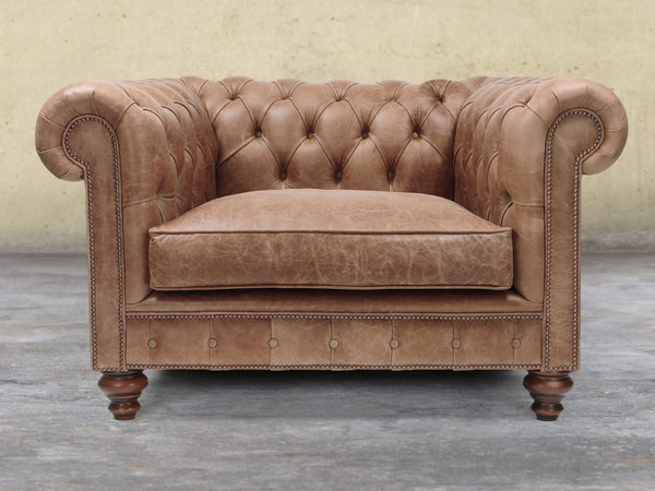 Arthur Chesterfield Snuggler In Brown Vintage Leather