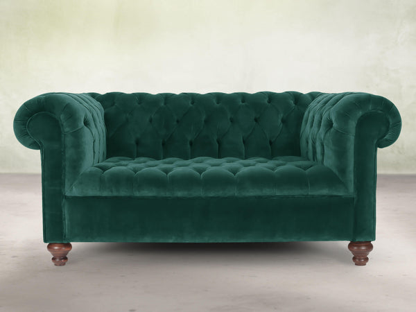 Elsa Snug 2 Seat Chesterfield Sofa In Kingfisher Lush Velvet