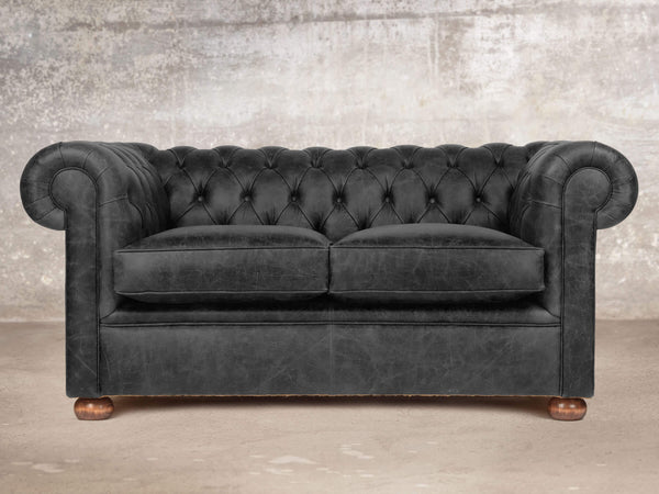 Hector Snug 2 Seat Chesterfield Sofa In Black Vintage Leather