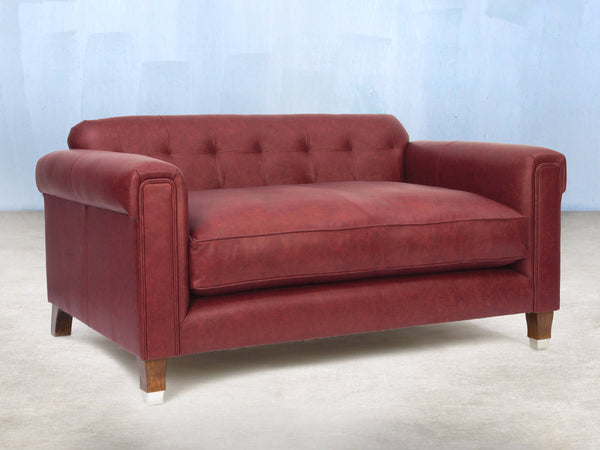 Hipster 2 Seat Chesterfield Sofa In Cardinal Ol' School Leather