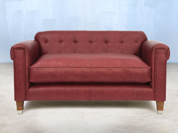 Hipster 2 Seat Chesterfield Sofa In Cardinal Ol' School Leather