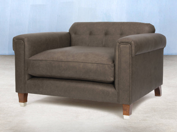 Hipster Chesterfield Snuggler In Pewter Ol' School Leather