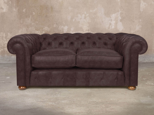 Ol' Cully 2 Seat Chesterfield Sofa In Rosewood Seasoned Leather