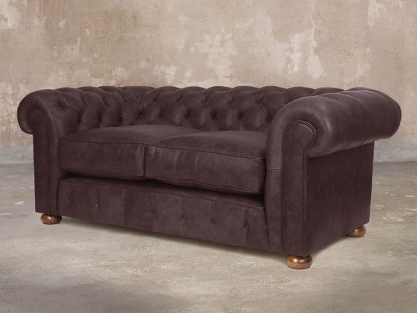 Ol' Cully 2 Seat Chesterfield Sofa In Rosewood Seasoned Leather