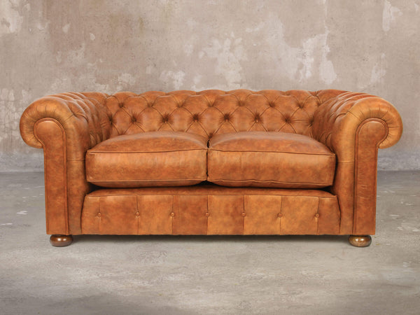 Ol' Cully 2 Seat Chesterfield Sofa In Rust Seasoned Leather