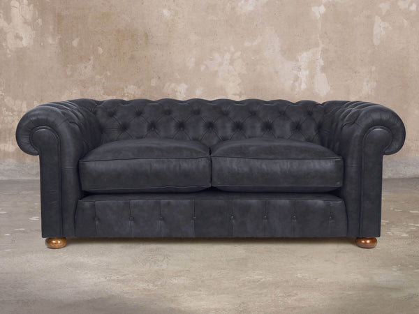 Ol' Cully 3 Seat Chesterfield Sofa In Raven Seasoned Leather