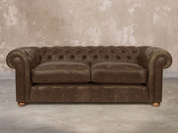 Ol' Cully Bigger 3 Seat Chesterfield Sofa In Chocolate Seasoned Leather