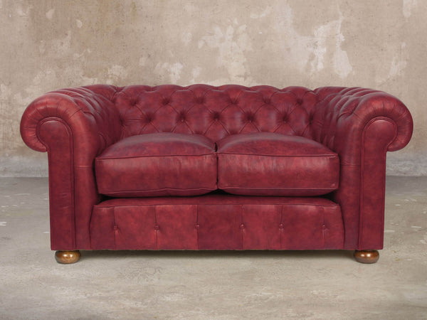 Ol' Cully Snug 2 Seat Chesterfield Sofa In Currant Seasoned Leather