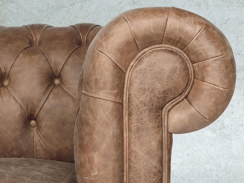 Peggy 2 Seat Chesterfield Sofa In Brown Vintage Leather