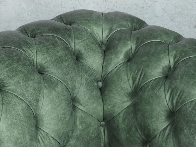 Peggy 2 Seat Chesterfield Sofa In Green Vintage Leather