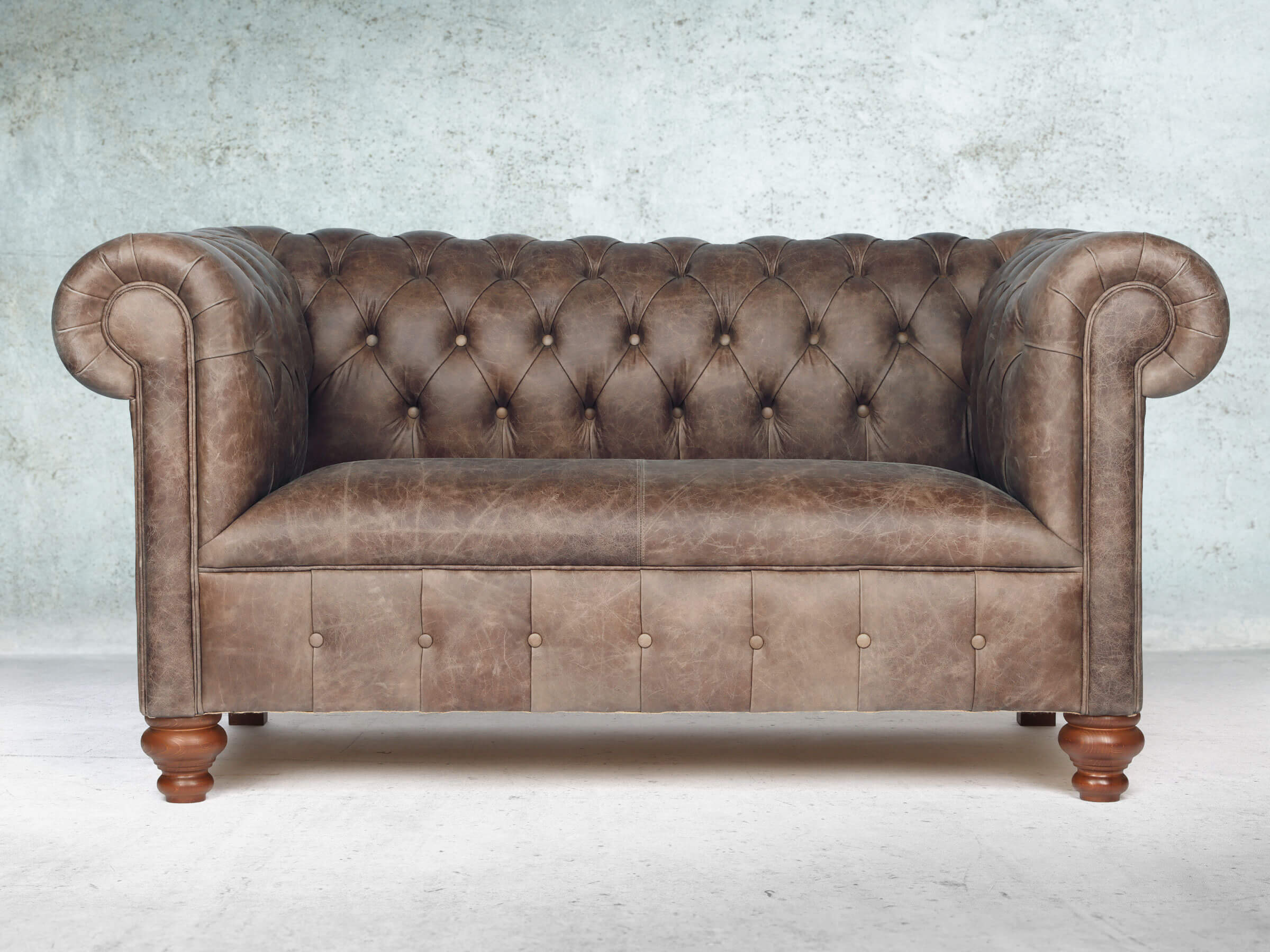 Peggy Snug 2 Seat Chesterfield Sofa In