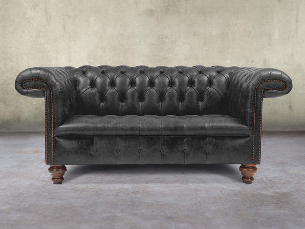 Wilbur 2 Seat Chesterfield Sofa In Black Classic Leather