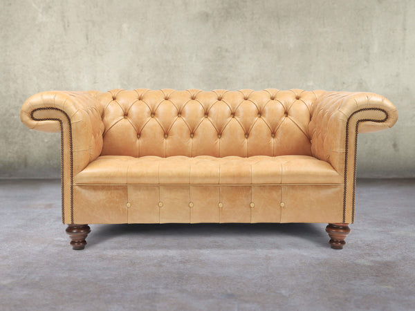 Wilbur 2 Seat Chesterfield Sofa In Bone Classic Leather